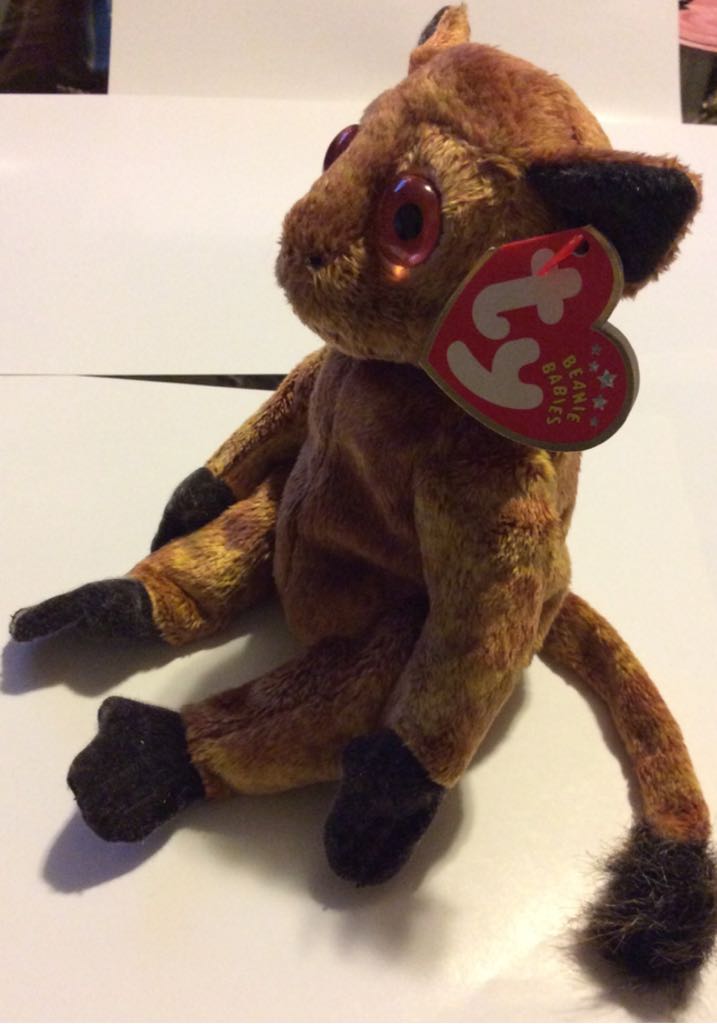 Gizmo The Lemur  plush collectible - Main Image 2