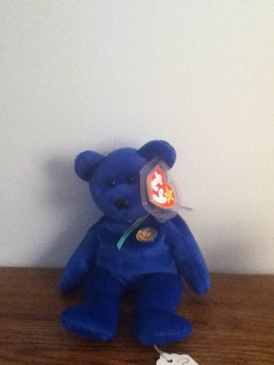 Clubby The Bear  plush collectible - Main Image 2