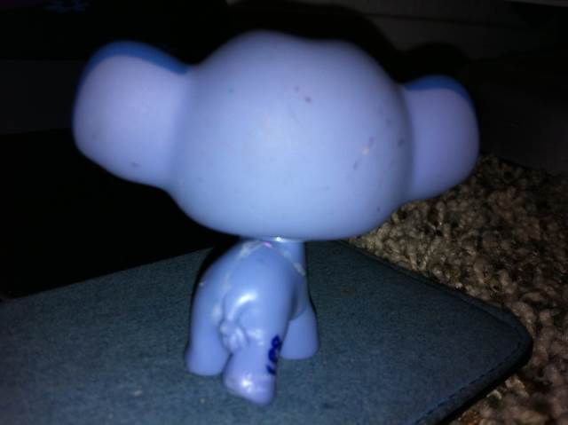 Peanut  plush collectible - Main Image 2