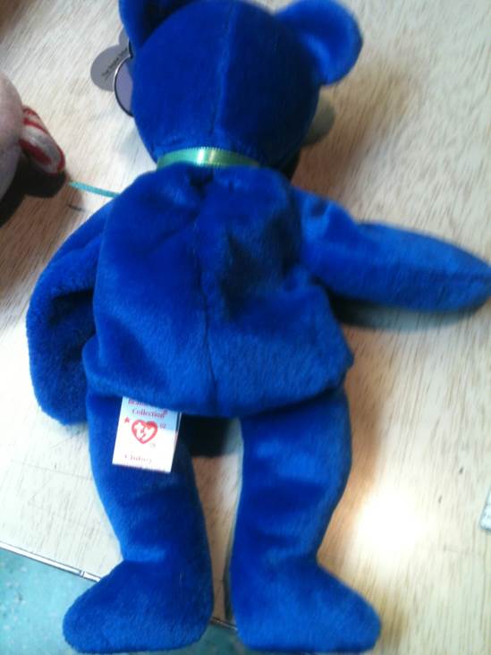 Clubby The Bear  plush collectible - Main Image 2