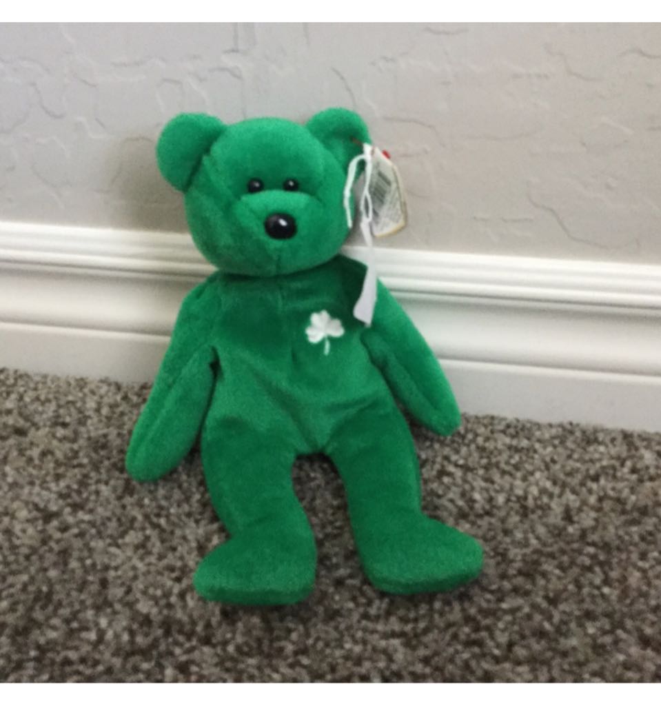 Erin the Bear  plush collectible - Main Image 2