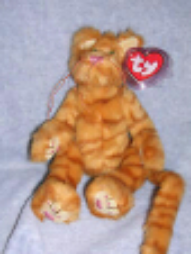 Ivan The Bear (Attic Treasures)