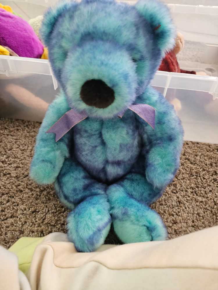 Blueberry the bear (Classic)  plush collectible - Main Image 2
