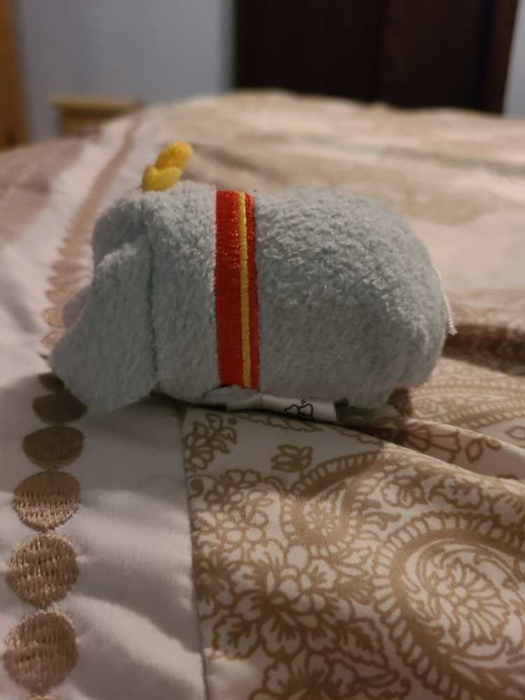 Tsum Tsum - Dumbo  plush collectible [Barcode 412598255890] - Main Image 2