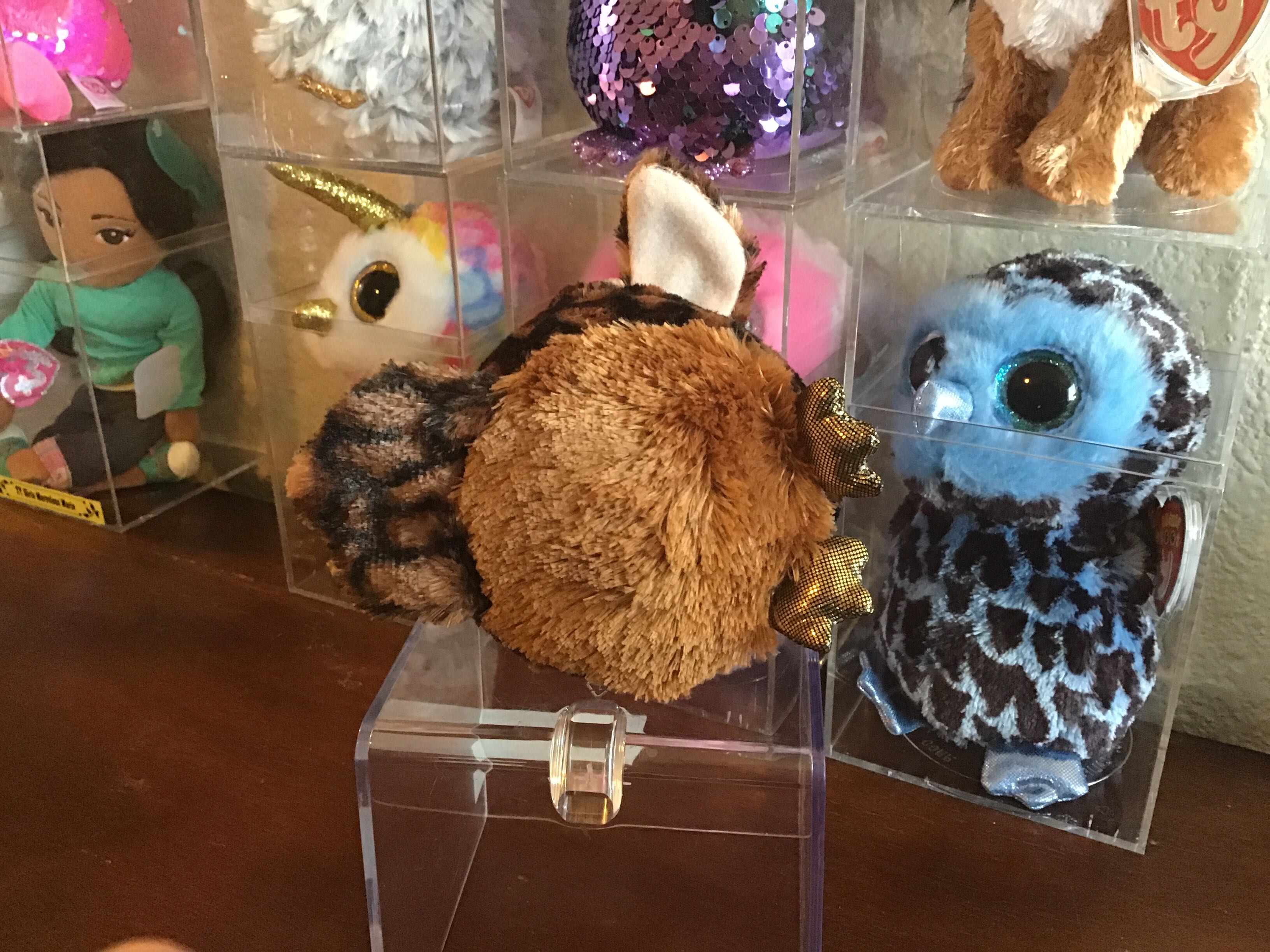 Beanie Boo Brown And Black Owl Prototype   plush collectible [Barcode 35685874] - Main Image 4