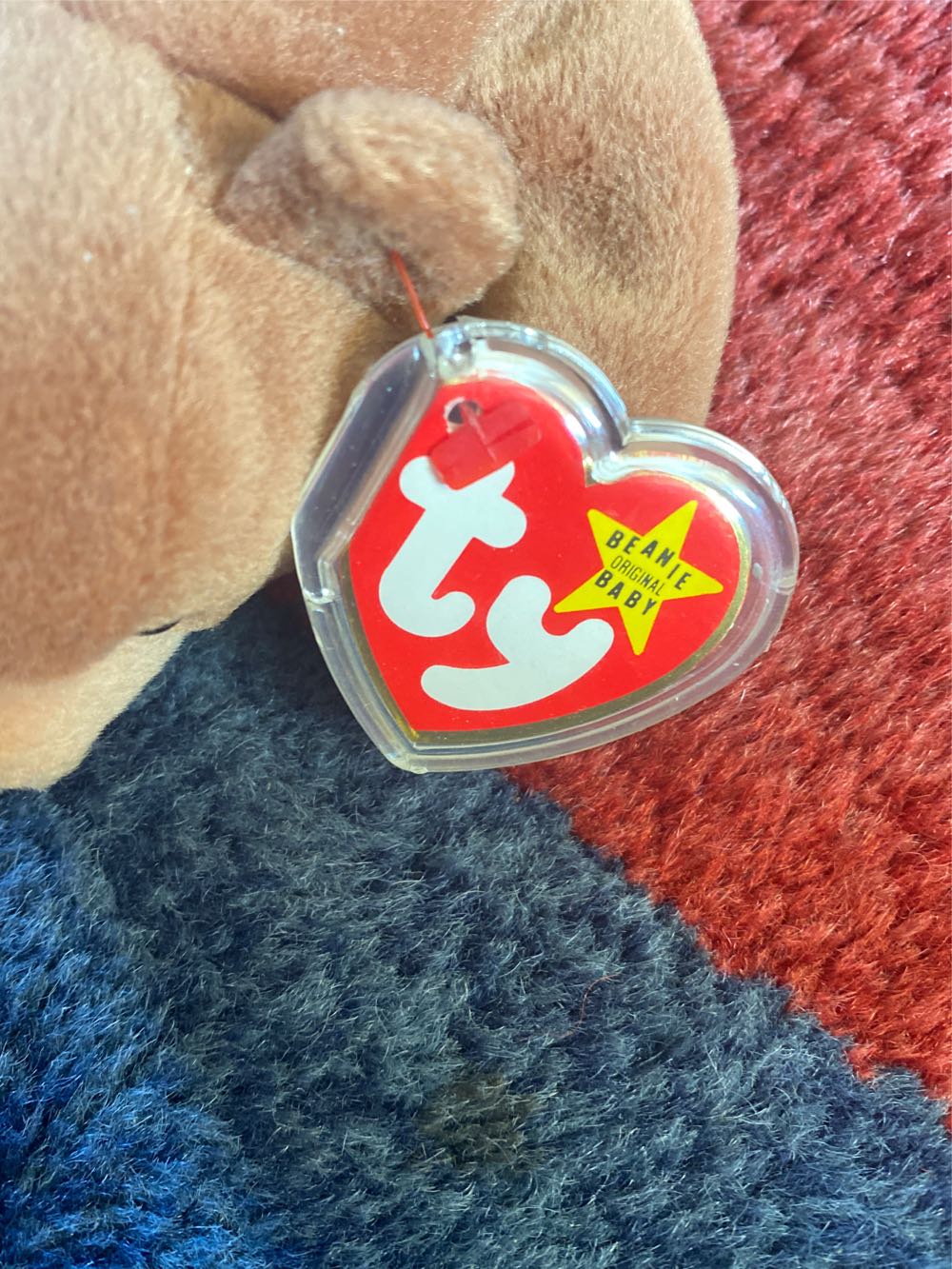 Cubbie The Bear  (United States) plush collectible - Main Image 2