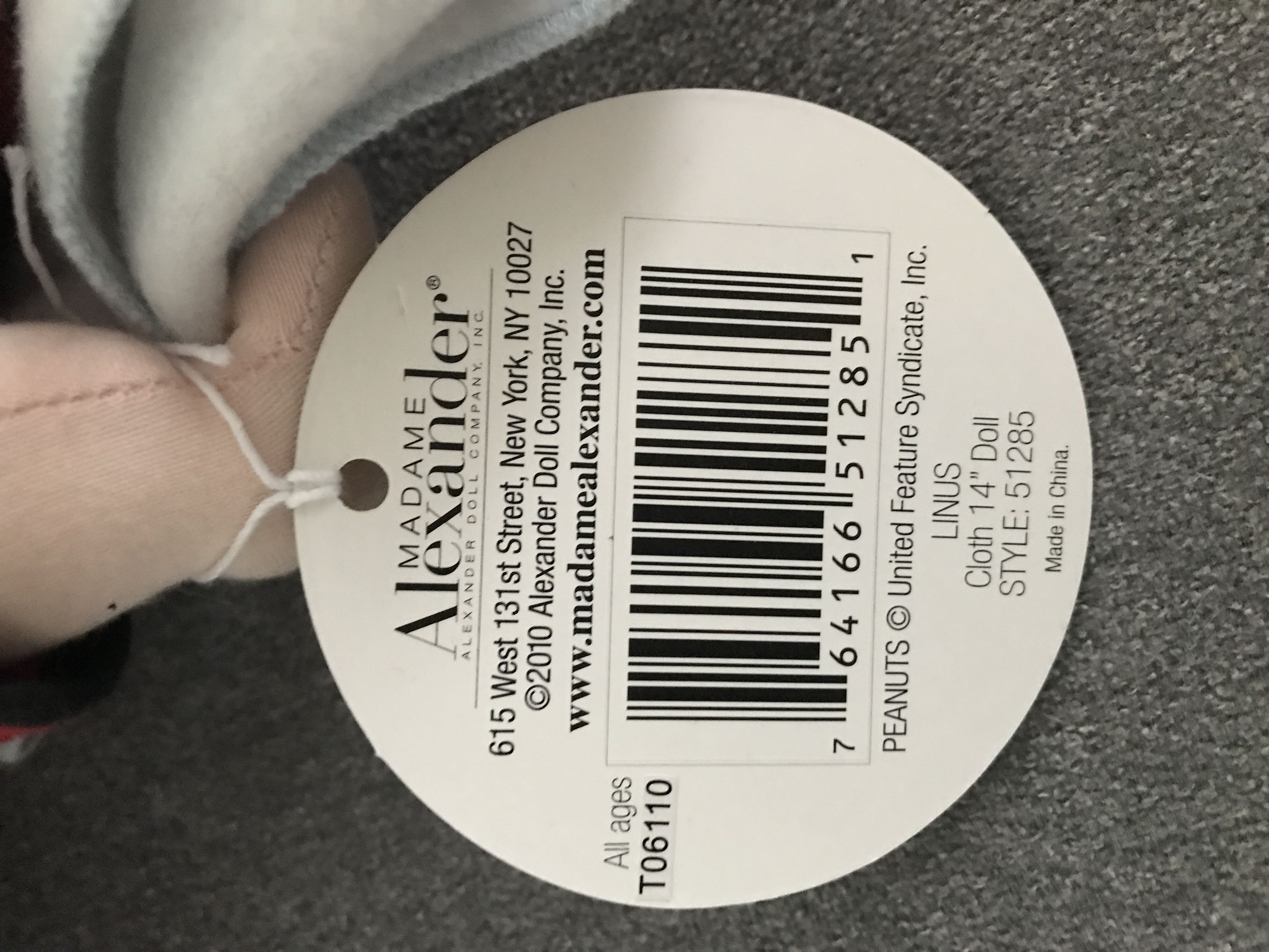 Linus  plush collectible [Barcode 764166512851] - Main Image 4