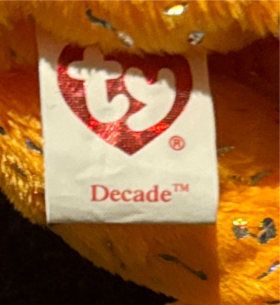 Decade The Bear, Orange  (United States) plush collectible [Barcode 008421045853] - Main Image 3