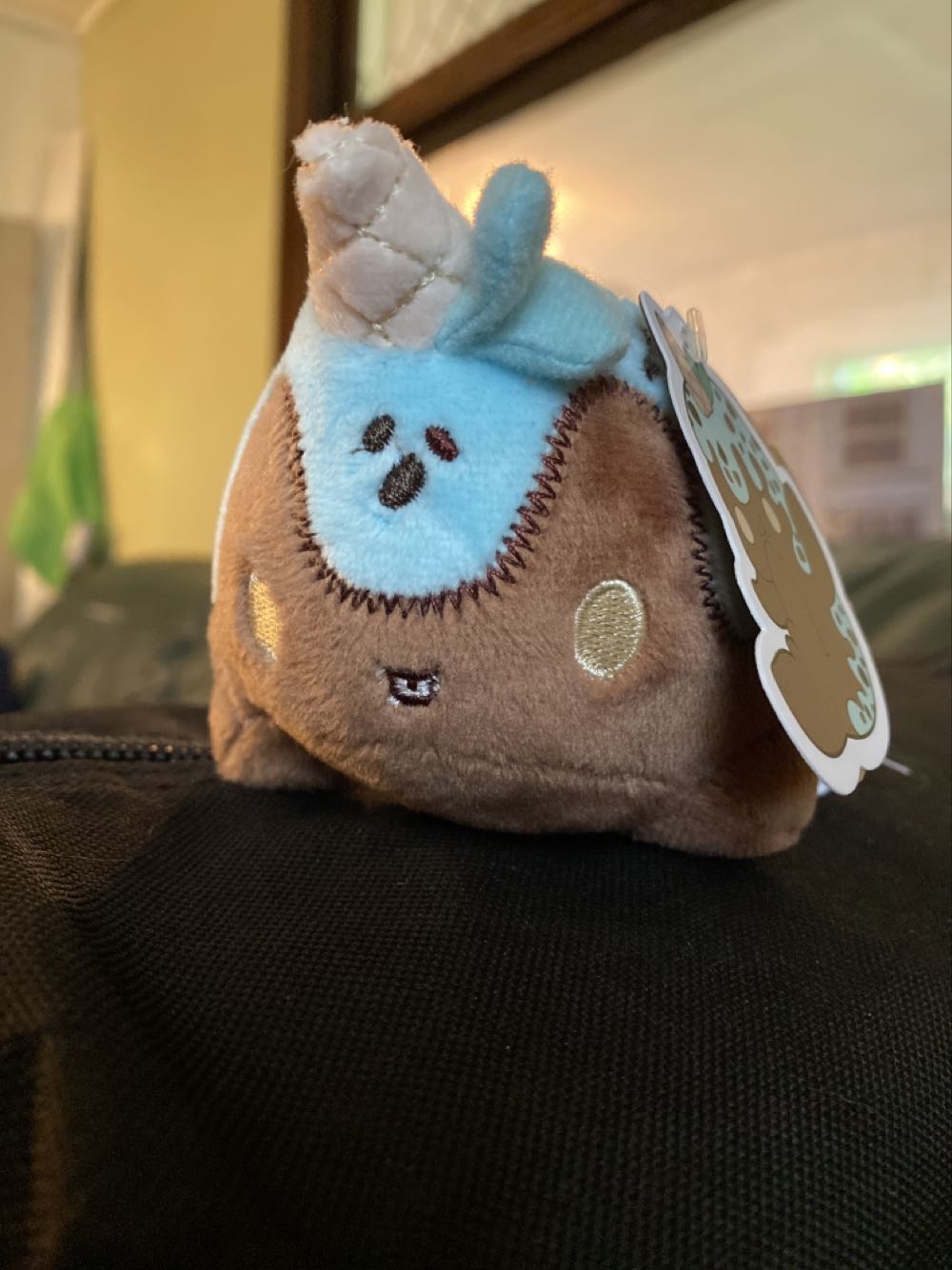 Mini Choco-Mint Nomwhal Key Chain  plush collectible - Main Image 2