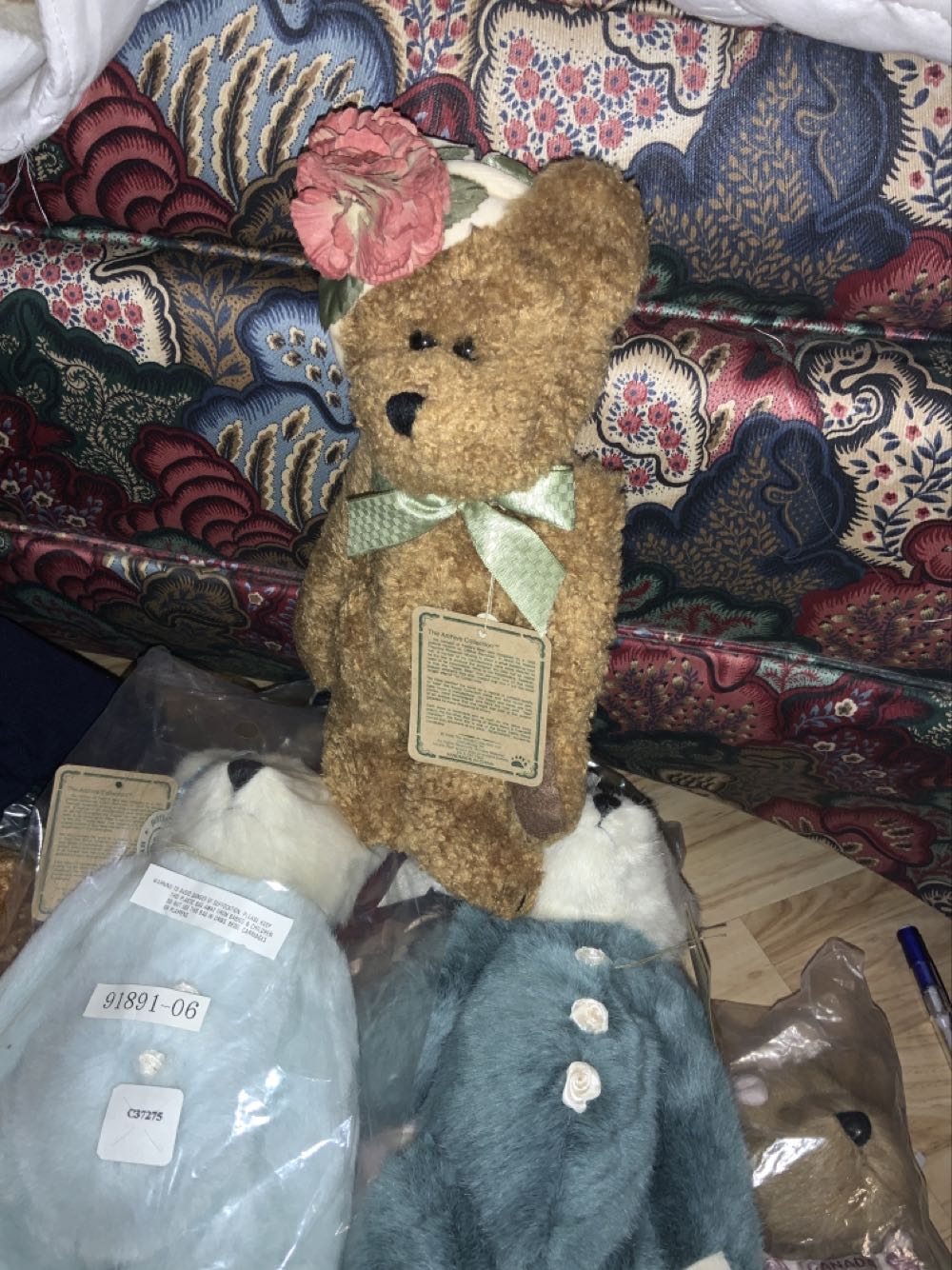 Auntie Aleena De Bearvoire  plush collectible - Main Image 2