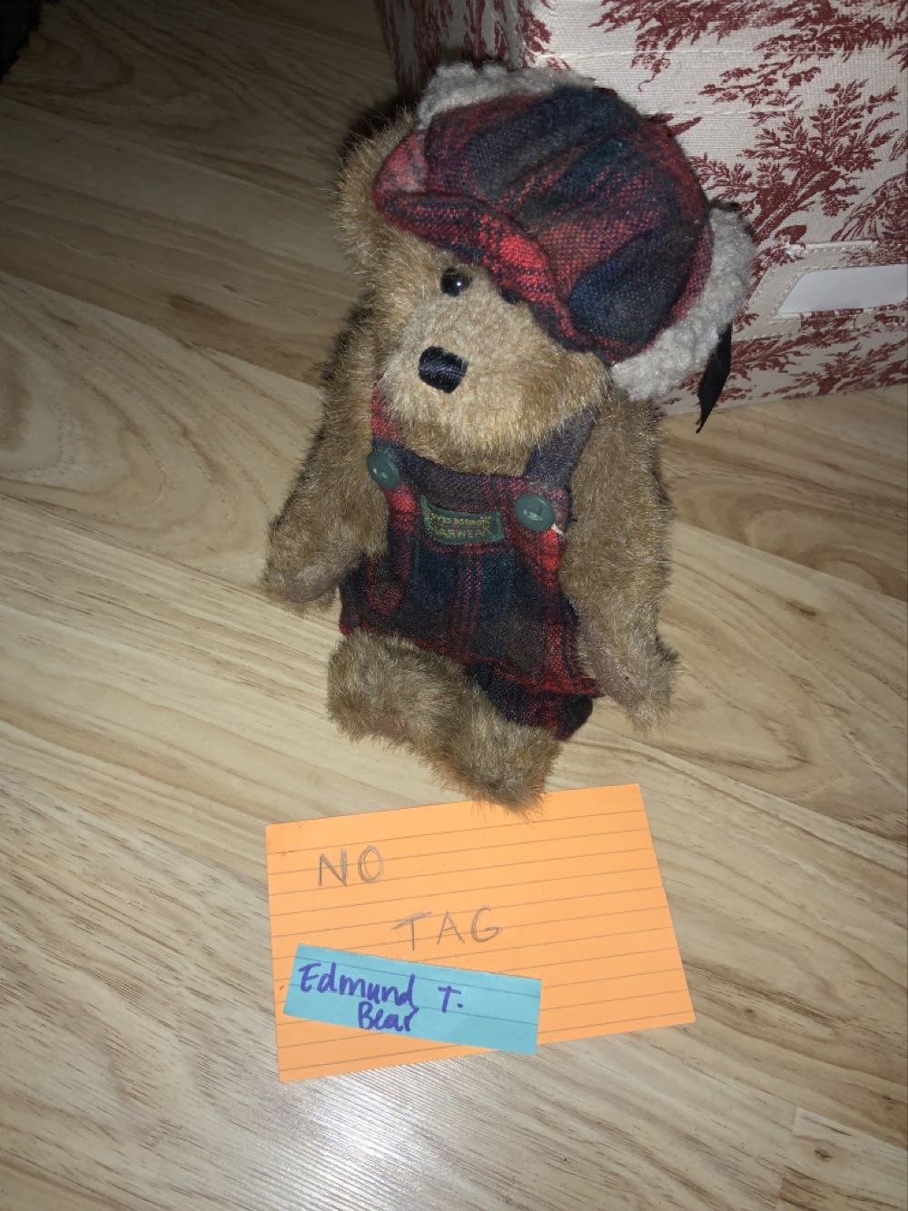 Edmund T. Bear  plush collectible - Main Image 2