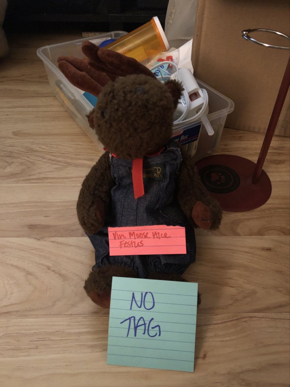 Vin Moose Alce Festus  plush collectible - Main Image 2