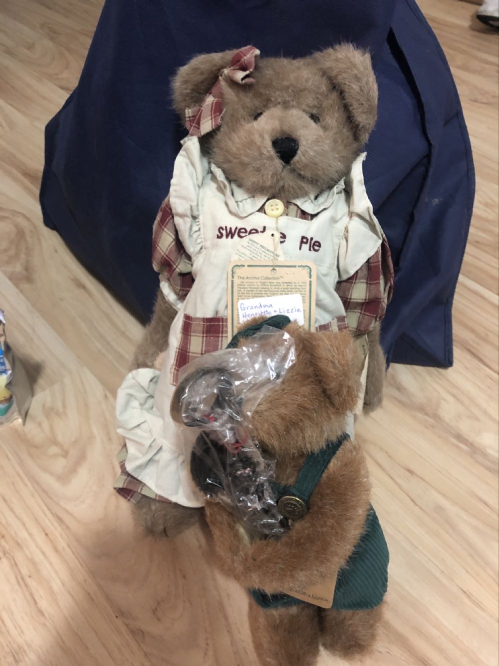 Grandma Henrietta  plush collectible - Main Image 3