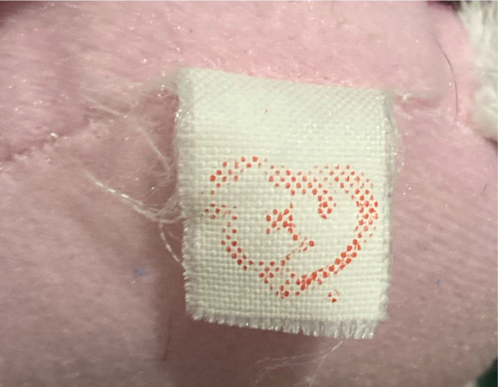 Hello Kitty Pink Tartan  (Canada) plush collectible - Main Image 4