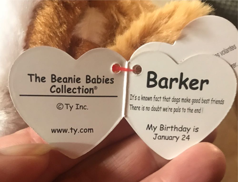 Barker the Bassett Hound Dog  (United States) plush collectible [Barcode 008421401314] - Main Image 2