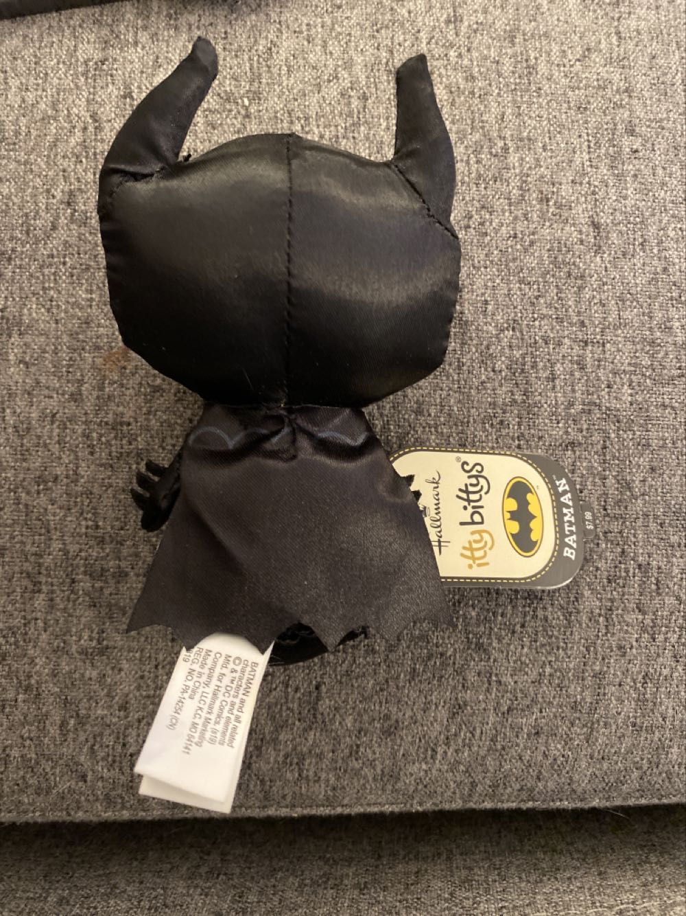 Hallmark Itty Bittys Batman Long Ears Black New  plush collectible [Barcode 763795608768] - Main Image 3