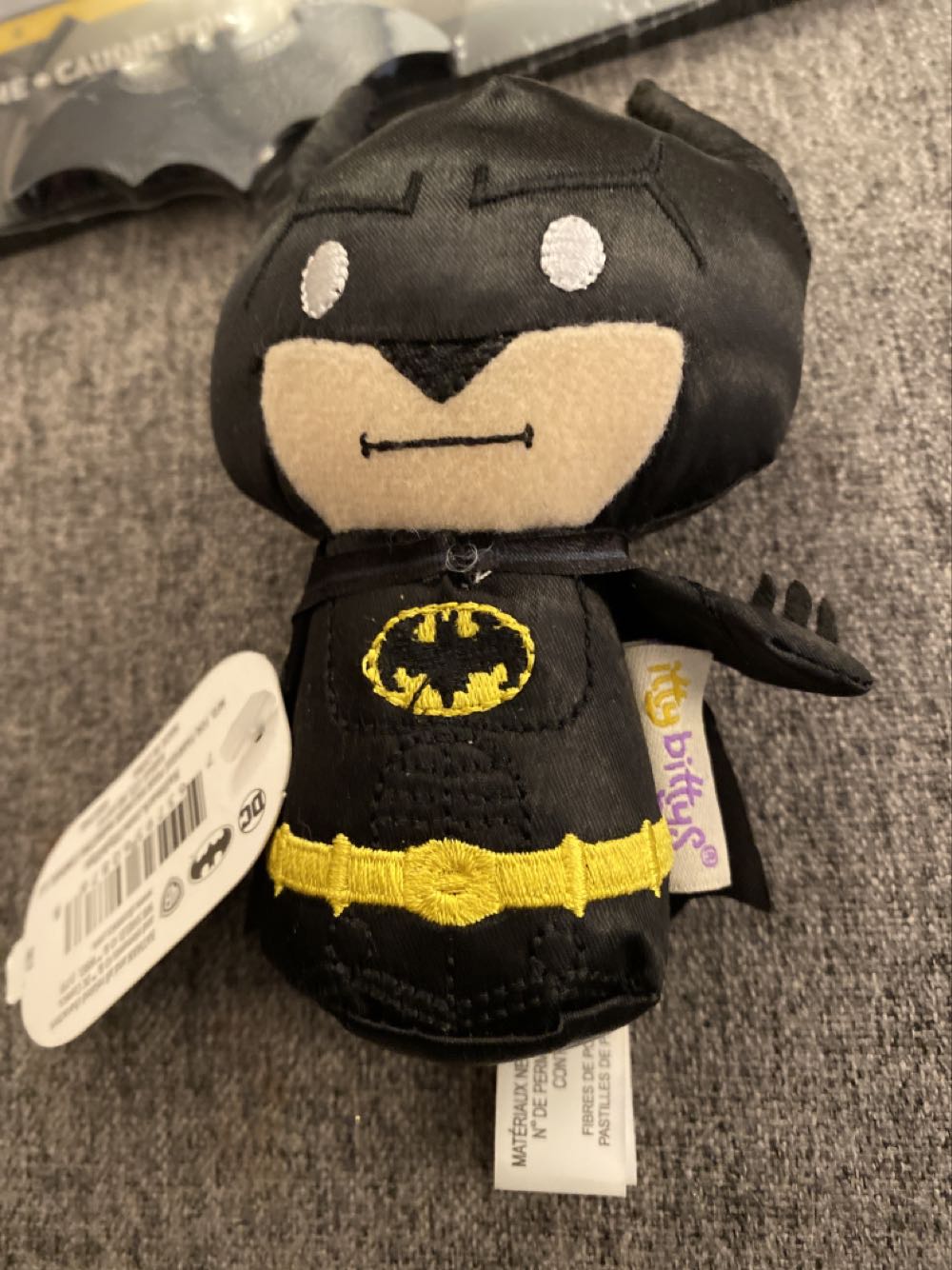 Hallmark Itty Bittys Batman Long Ears Black New  plush collectible [Barcode 763795608768] - Main Image 4