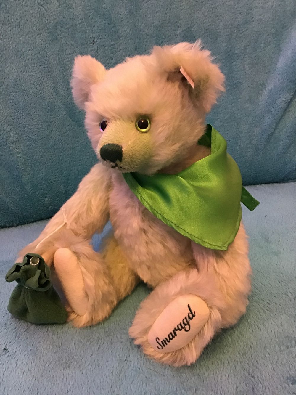 Coolstina The Snowgirl (Jingle Beanies)