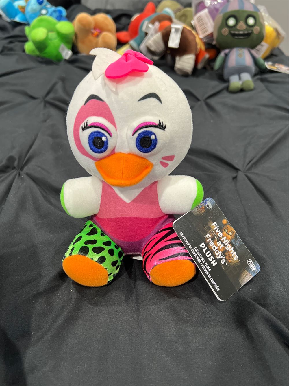 6 Glamrock Chica  (United States) plush collectible [Barcode 889698473835] - Main Image 2