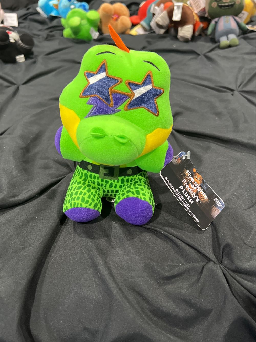 6 Montgomery Gator  (United States) plush collectible [Barcode 889698473842] - Main Image 2