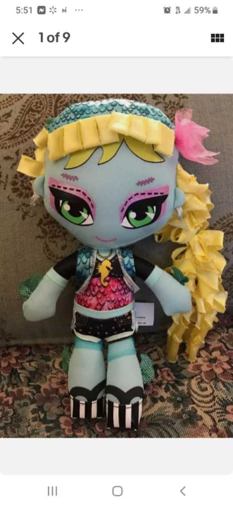 Stingray (Maggie) Squishmallow