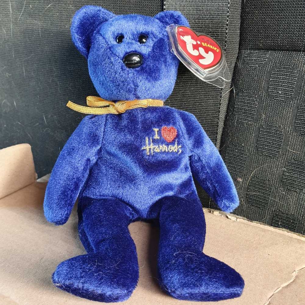 avery the duck┊8”