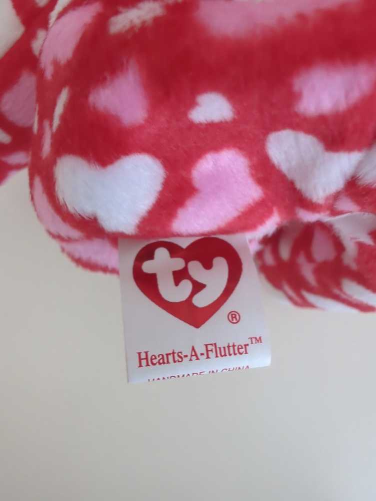 Hearts-A-Flutter (Red)  plush collectible [Barcode 008421470839] - Main Image 2