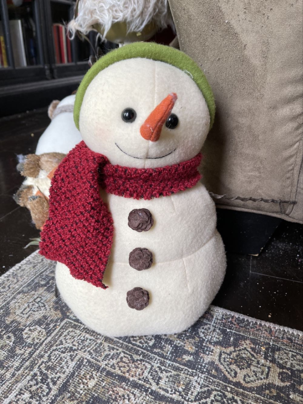 Hello Kitty Red 8”