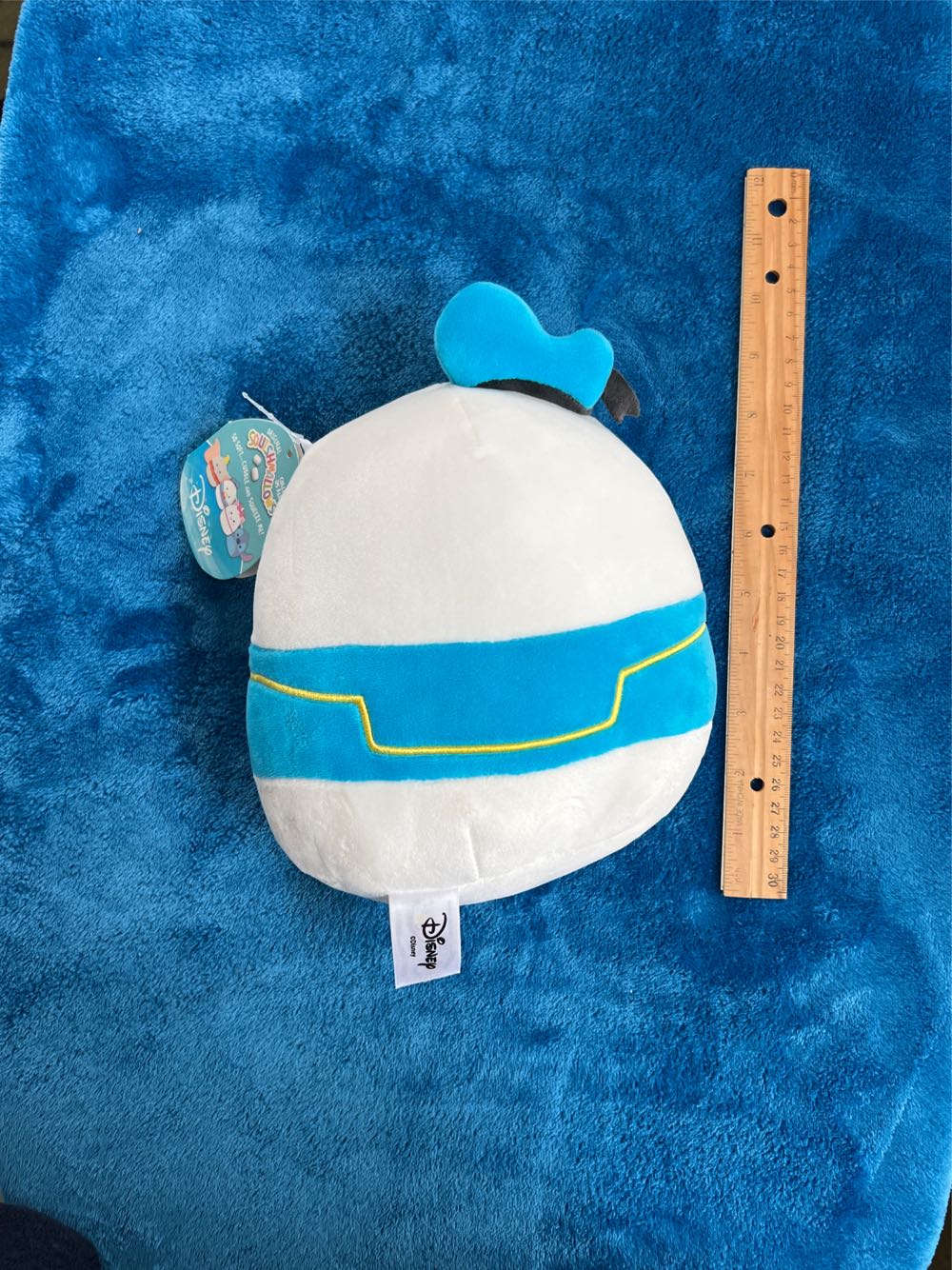 1) Donald Duck “8 Disney collection  plush collectible [Barcode 734689237616] - Main Image 2