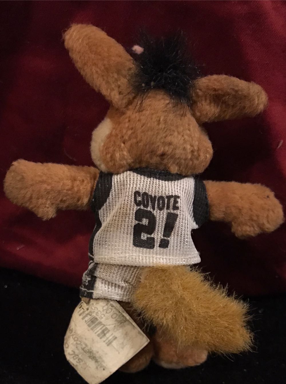 Spurs Coyote  plush collectible - Main Image 2
