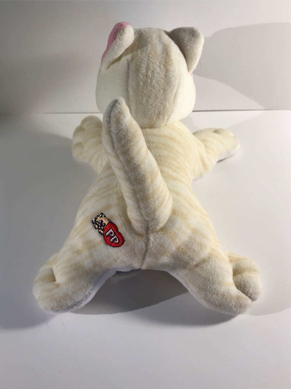 Serena, T85-7NB1-CT  (United States) plush collectible - Main Image 2