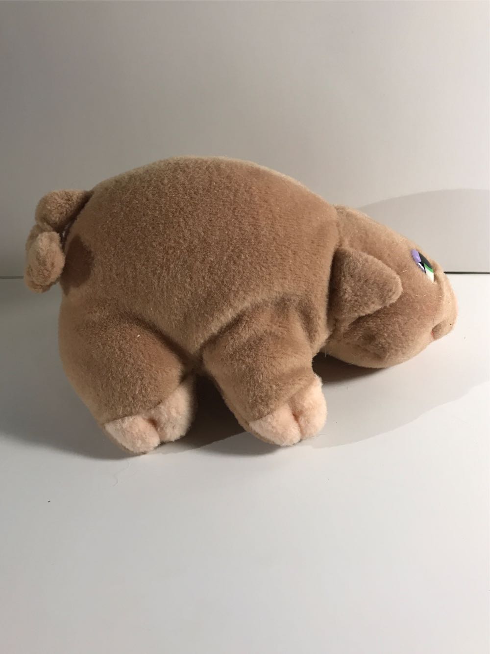 Mrs. Oinks, G97-5N2-BrC  plush collectible - Main Image 2