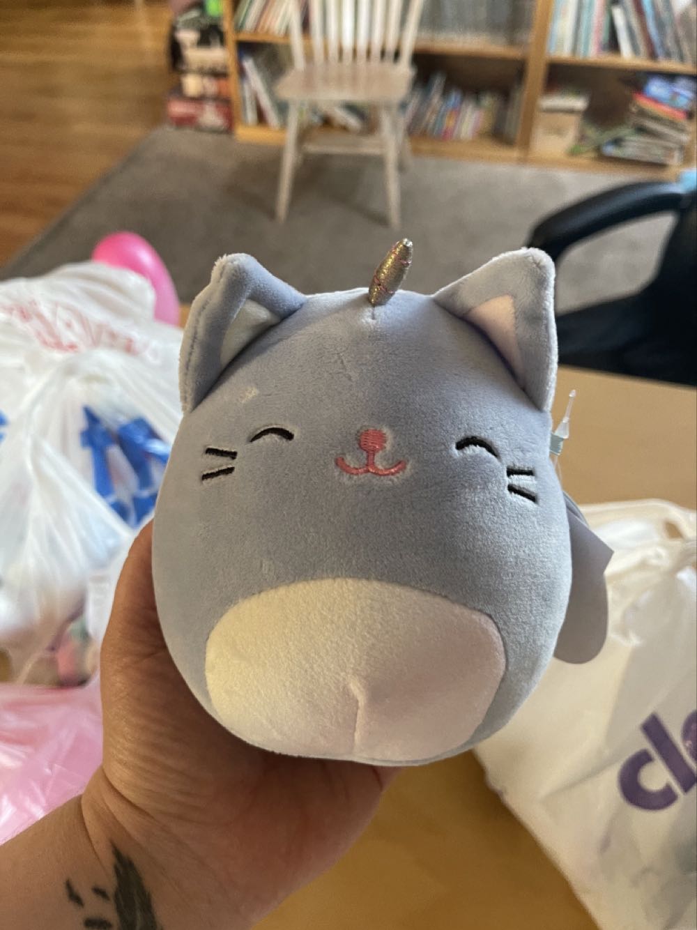 Courtney 5” Squishmallow  plush collectible [Barcode 734689217496] - Main Image 2