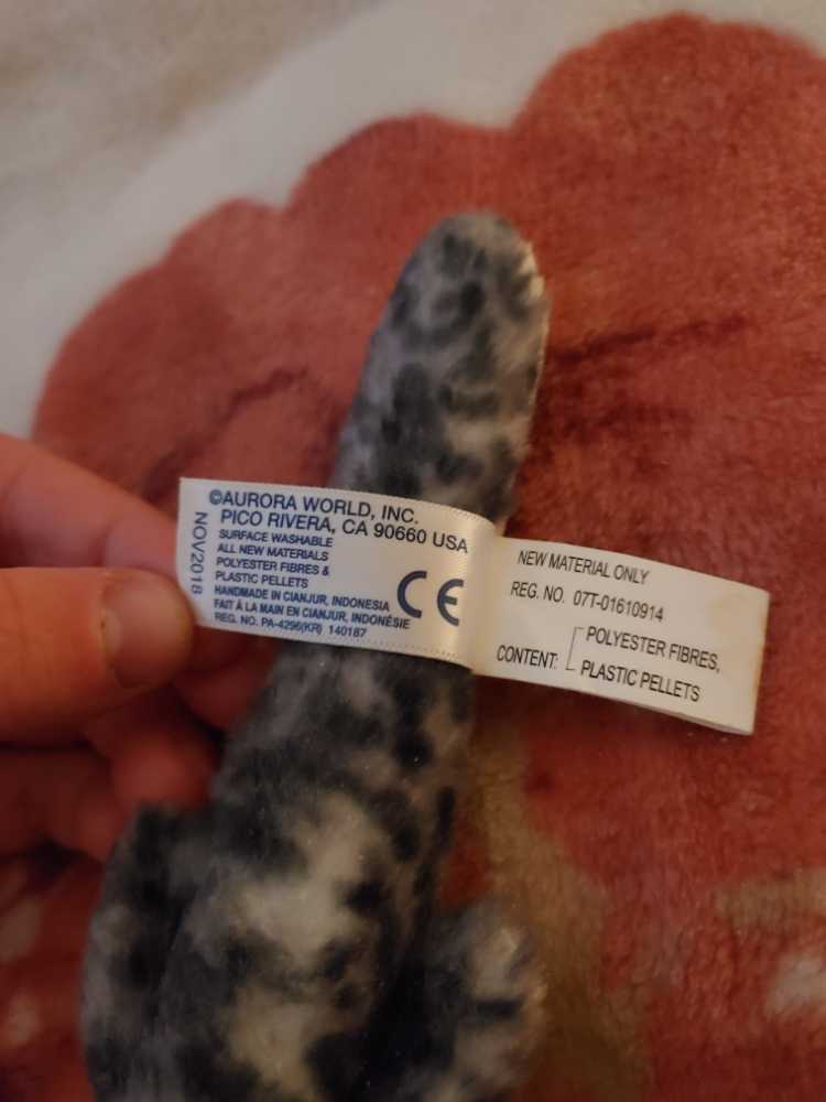 Aurora Stingray  plush collectible - Main Image 3