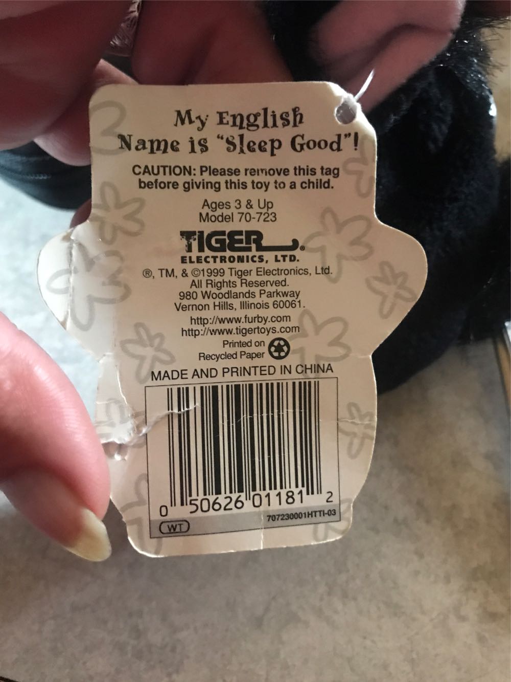 # Sleep Good Furby  plush collectible [Barcode 050626011812] - Main Image 3