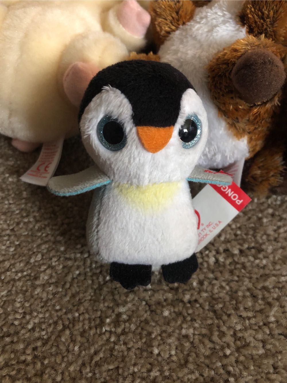 Pongo the Penguin  (United States) plush collectible - Main Image 1
