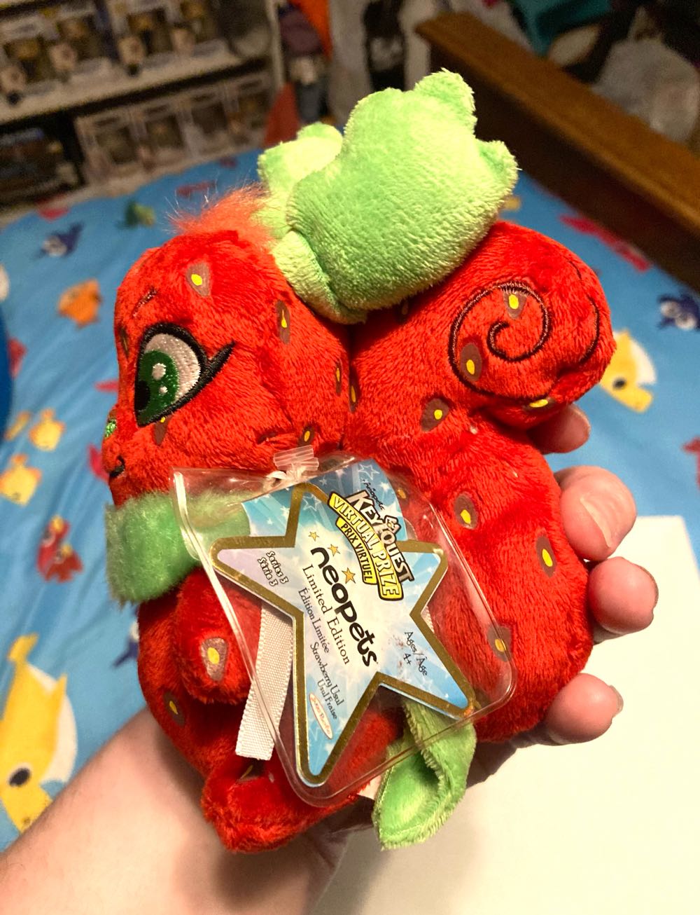 Usul, Strawberry  plush collectible - Main Image 4