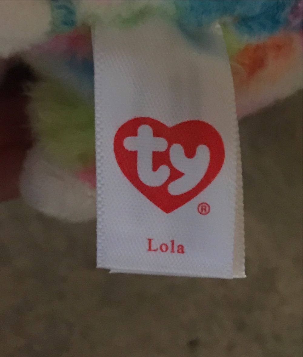 Lola the Llama (Key Clip)  (United States) plush collectible [Barcode 008421366019] - Main Image 4