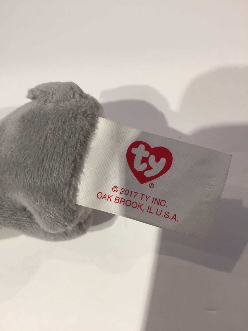 Timber the wolf  plush collectible - Main Image 3