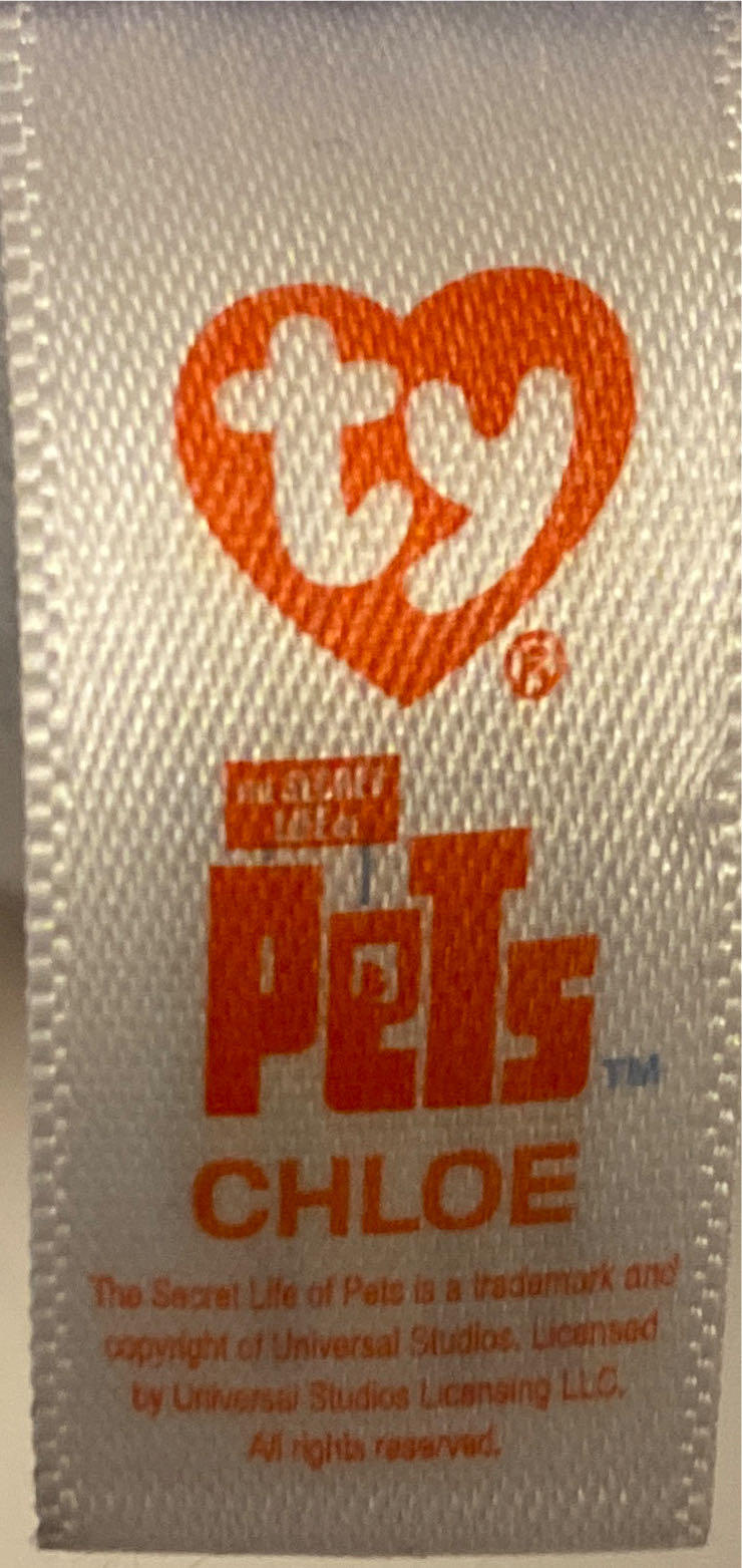 Chloe - Secret Life Of Pets  plush collectible - Main Image 2