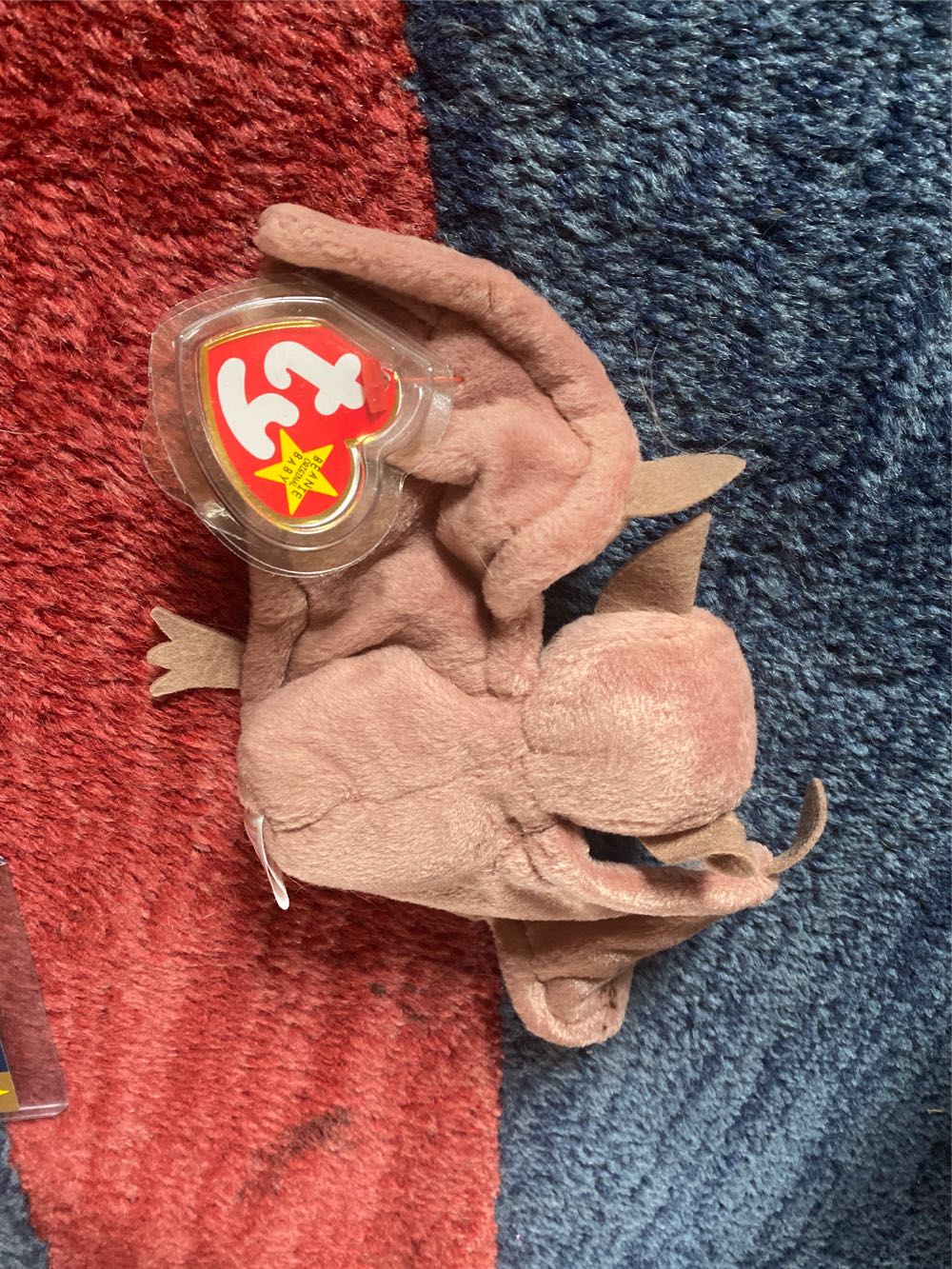 Batty The Bat  (United States) plush collectible - Main Image 3