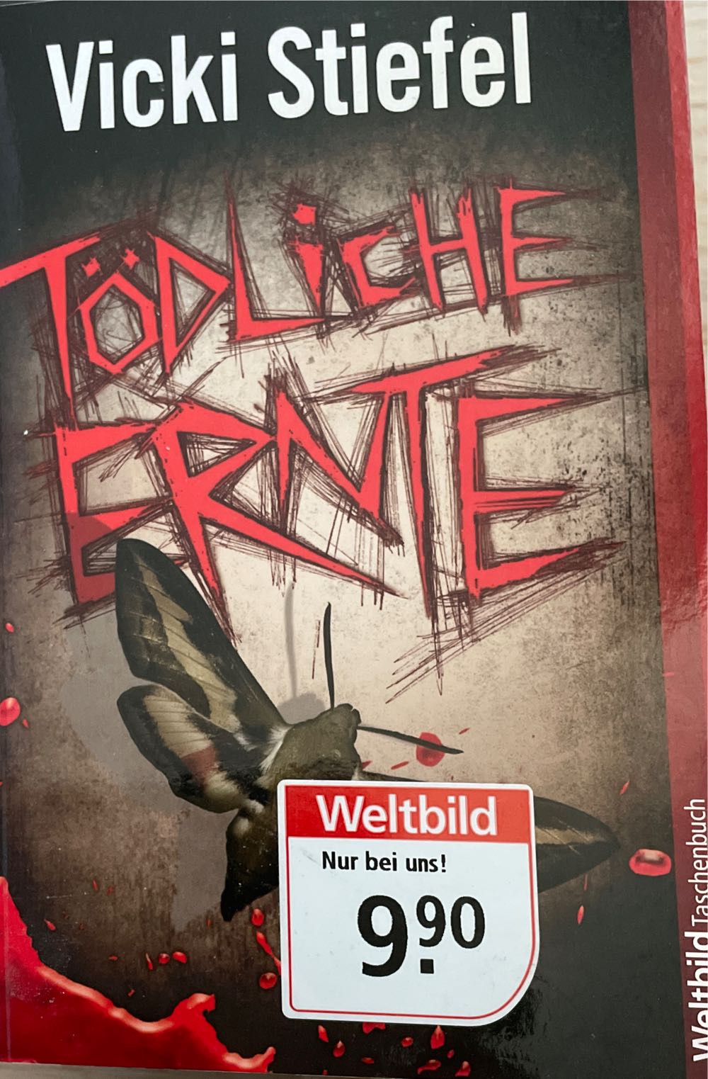 Easter Charlotte 8”