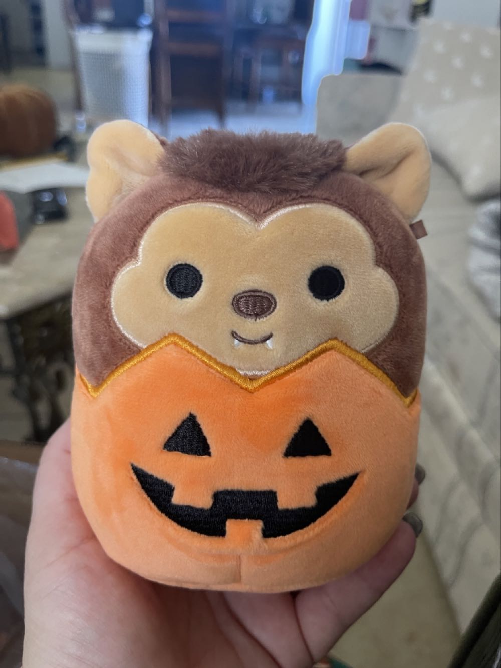 Gary 8” Giraffe Squishmallow