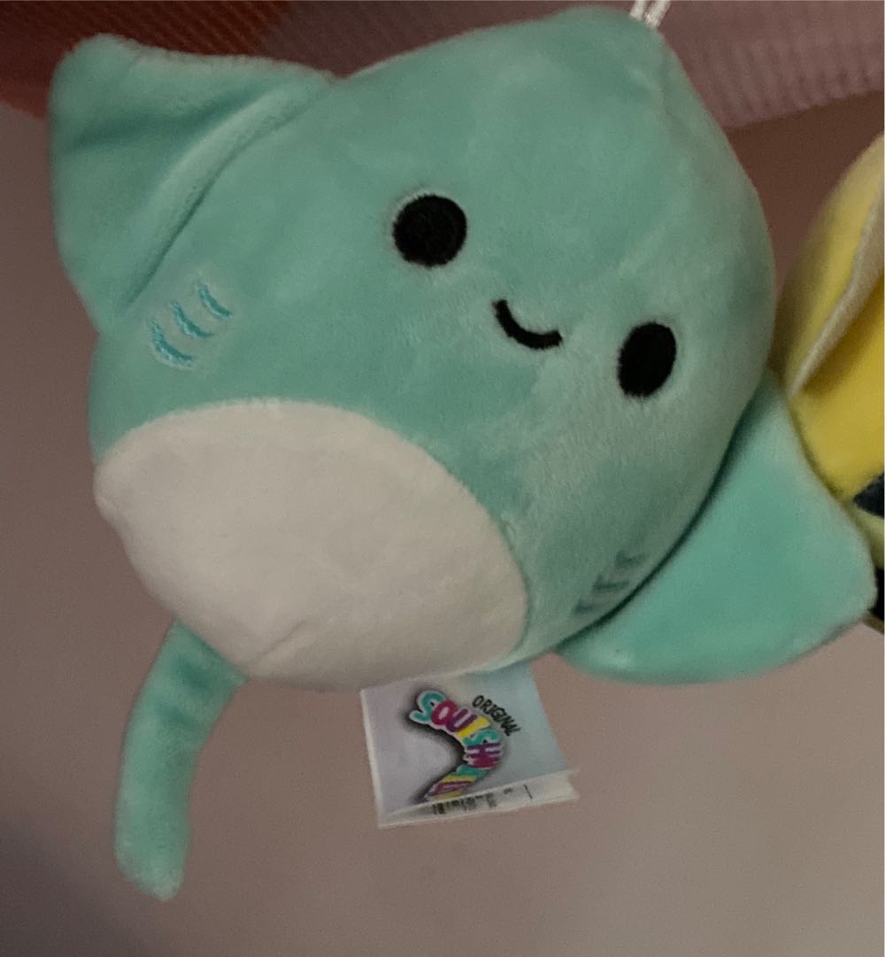 Squishmallow 12” Scented Karina Twizzlers Cat Valentine