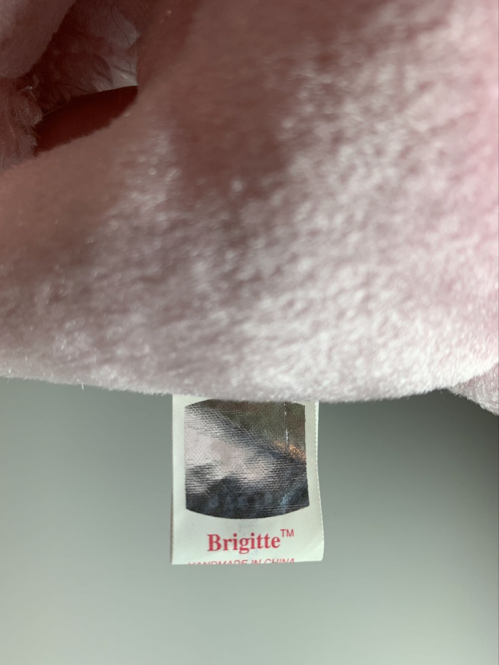 Brigitte  plush collectible [Barcode 008421043743] - Main Image 3