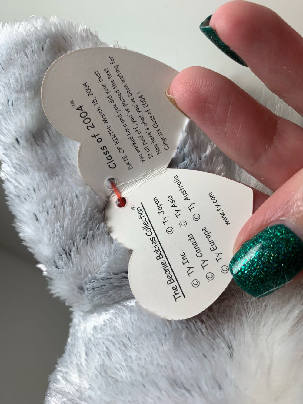 Class of 2004  plush collectible [Barcode 008421400669] - Main Image 2