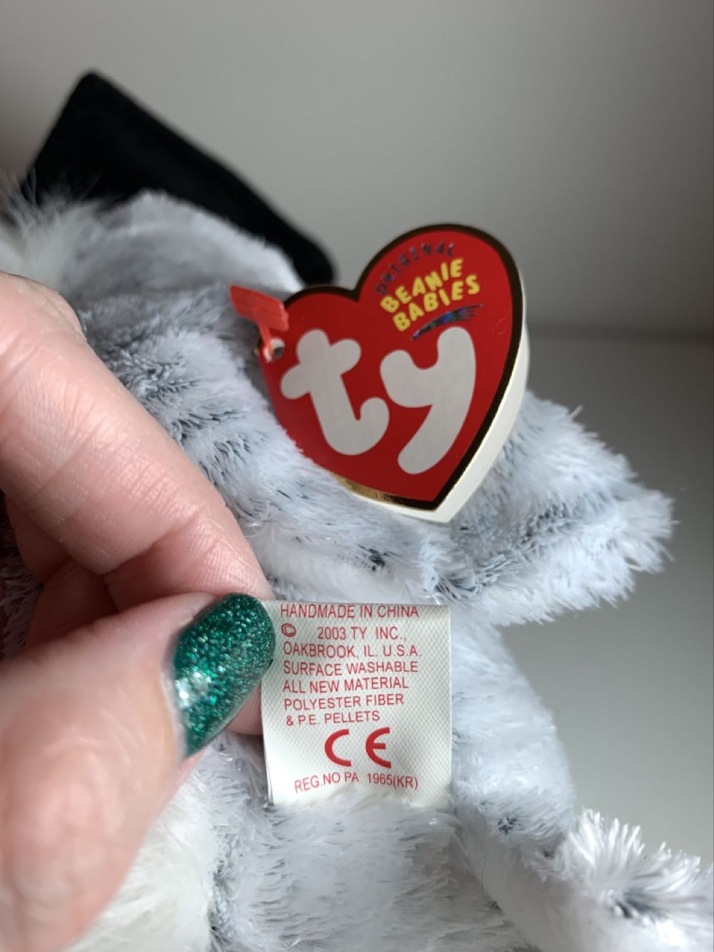 Class of 2004  plush collectible [Barcode 008421400669] - Main Image 4