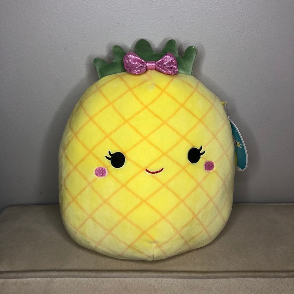 Ty Fiona (Justice exclusive, large)