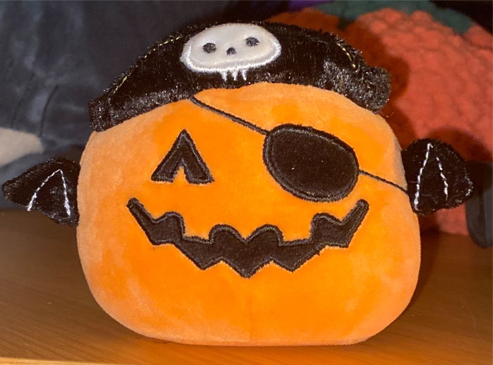 Pumpkin 5” Mystery Capsule  plush collectible - Main Image 1