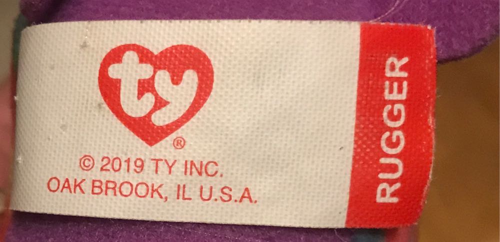 Rugger the Raccoon (Teenie Beanie)  plush collectible - Main Image 3